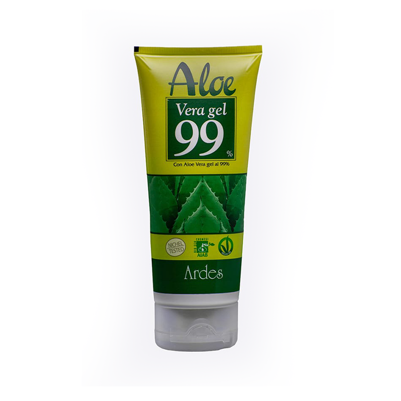 Gelul Aloe Vera 99% calmant și nutritiv este alegerea perfectă pentru pielea uscată, după expunerea la soare, pișcături, epilare sau bărbierit.